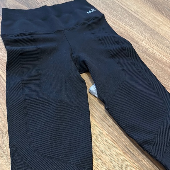 NUX Quinn Leggings - Picture 2 of 4